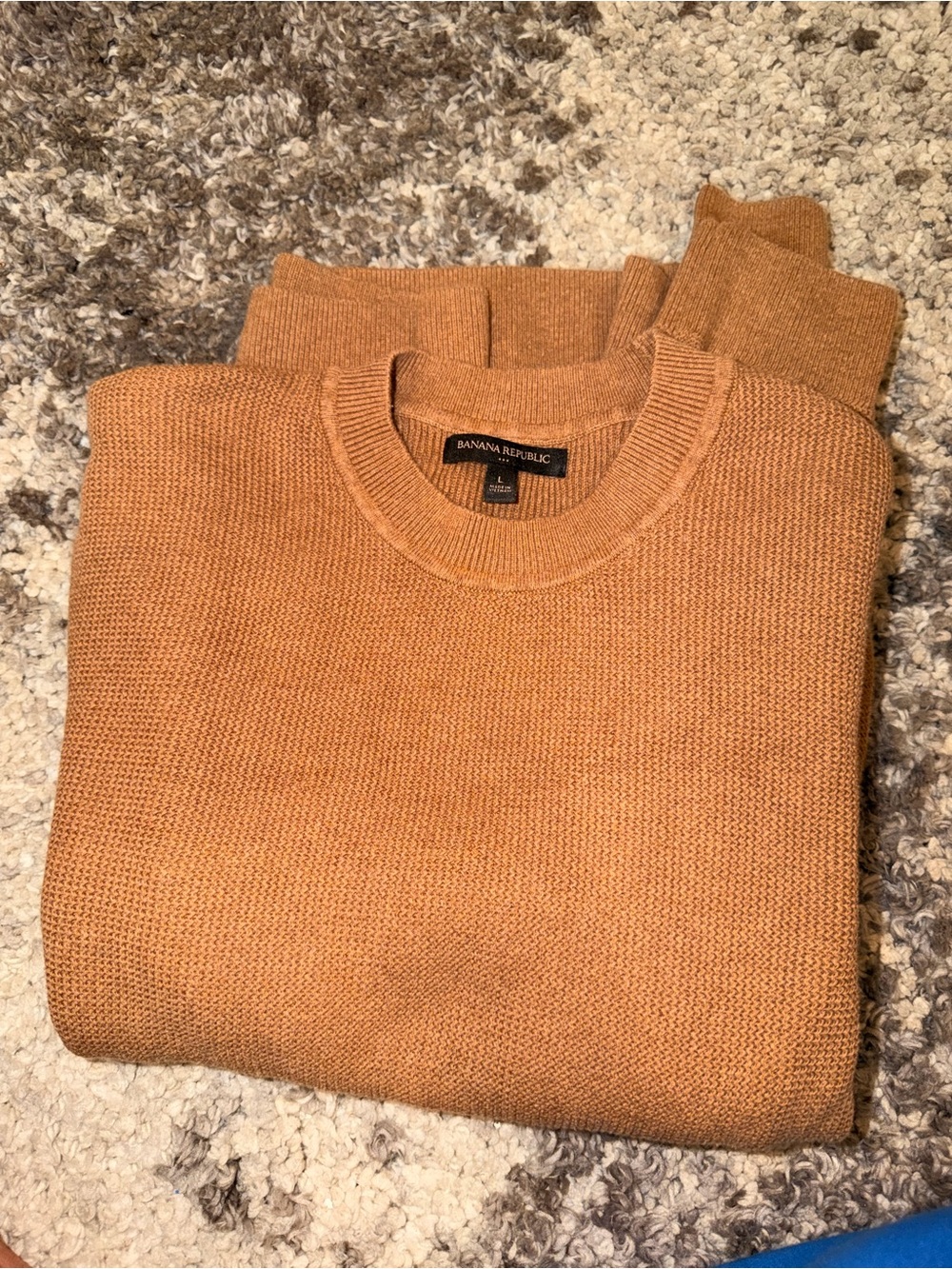 Banana Republic Men’s Crewneck Sweater in Camel
